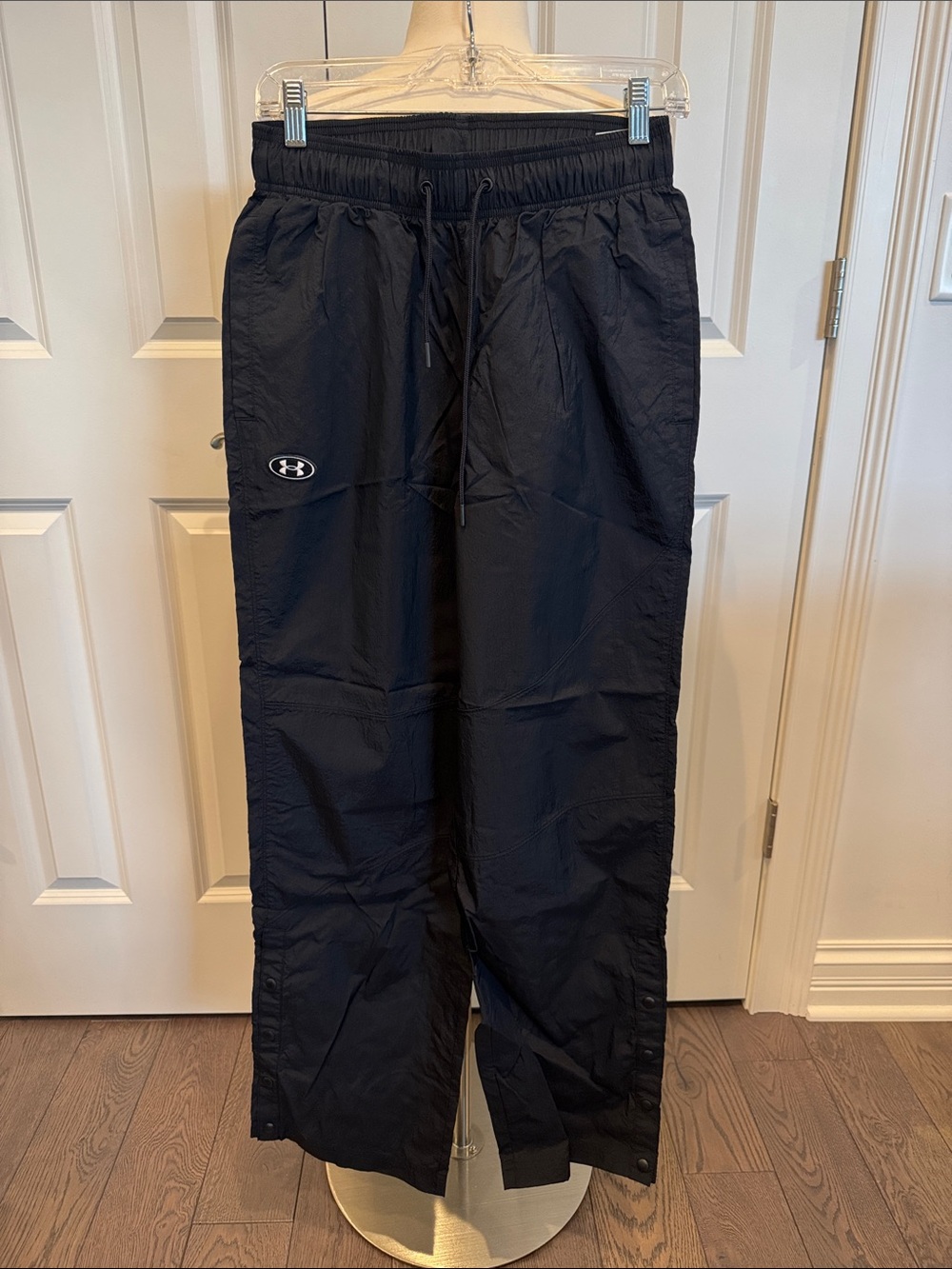 Under Armour Men's Black Windbreaker Joggers